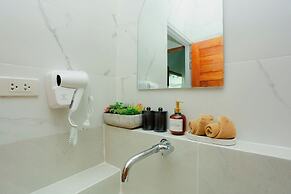 Rock & Lune Boutique Villas