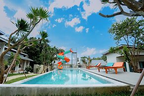 Rock & Lune Boutique Villas