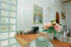 Rock & Lune Boutique Villas