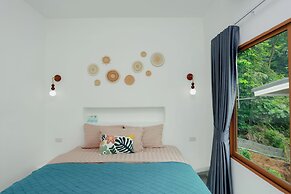Rock & Lune Boutique Villas