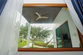 Rock & Lune Boutique Villas