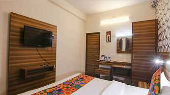 Hotel Vijay Palace