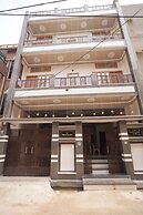 Nidhipataye Homestay