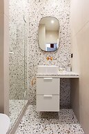 Authentic Apartment in Paris