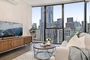 Modern City Apartment With Stunning Views
