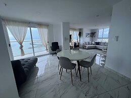 Balboa Avenue Sky Suites