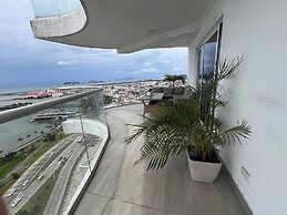 Balboa Avenue Sky Suites