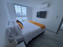 Balboa Avenue Sky Suites