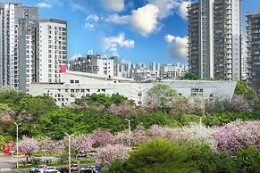 Liuzhou MixC Elite Hotel