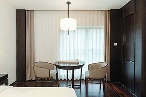 Liuzhou MixC Elite Hotel