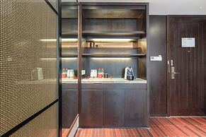 Liuzhou MixC Elite Hotel