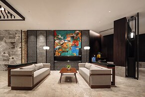 Liuzhou MixC Elite Hotel