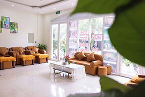 Hong Chuc Hotel