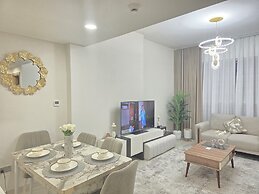 LUXURY MOON 2BHK AP.