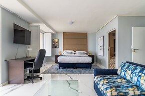 Lagoon Shoreline Penthouse
