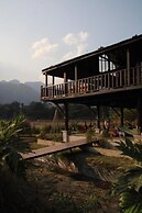 Dalasone Pool Villas
