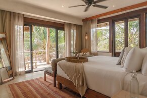 Casa Chukum 4BR by Aldea Canzul