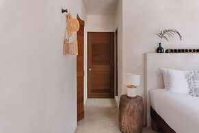 Casa Chukum 4BR by Aldea Canzul