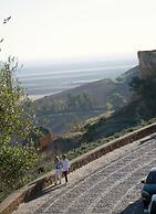 Carmona Hideaway With Spectacular Views