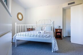 Carmona Hideaway With Spectacular Views