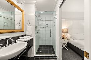 Studio Stay in Brisbane CBD Hotel Building
