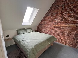 Inviting Apartment in Bree With Terrace