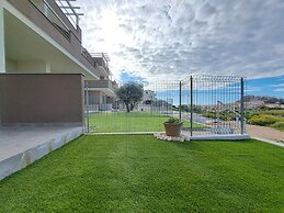 Apartment in With Swimming Pool and sea View