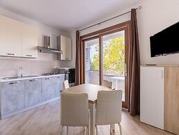 Air-conditioned Apartment With Private Parking