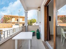 Air-conditioned Apartment With Private Parking