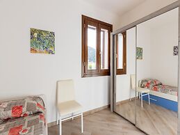 Air-conditioned Apartment With Private Parking