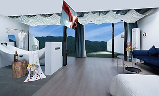 Avatar Mountain Resort