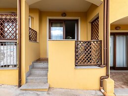 Apartment With air Conditioning and sea Views