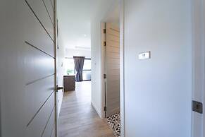 New Modern 3 Bedroom Villa MB35