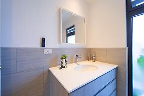 New Modern 3 Bedroom Villa MB35