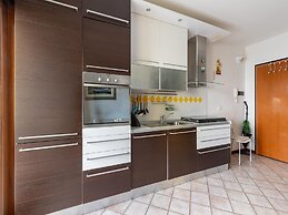 Apt con Giardino, a 300-metre-tall Mare