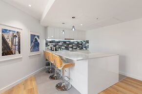 Bright & Spacious 1-bed in Vibrant Sydney