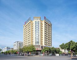 Beihai Yicheng Hotel