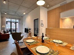 Spacious 3-floor Holiday Home for 8 Guests