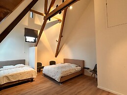 Spacious 3-floor Holiday Home for 8 Guests