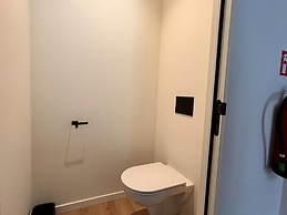 Spacious 3-floor Holiday Home for 8 Guests