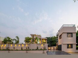 Villa Papillon by Dancenter
