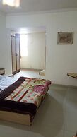 Rajshree Hotel