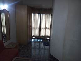 Rajshree Hotel