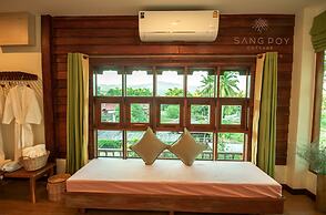 Sang Poy Cottage