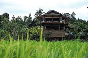 Sang Poy Cottage