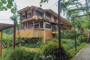 Sang Poy Cottage