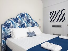 Blue Sky Luxury Palace