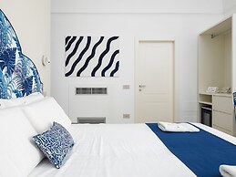 Blue Sky Luxury Palace