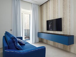 Blue Sky Luxury Palace
