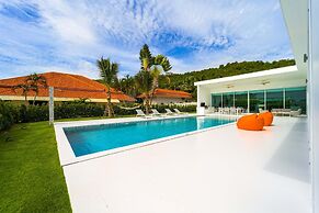 Modern Villa at Palm Hills GolfClub PH4B